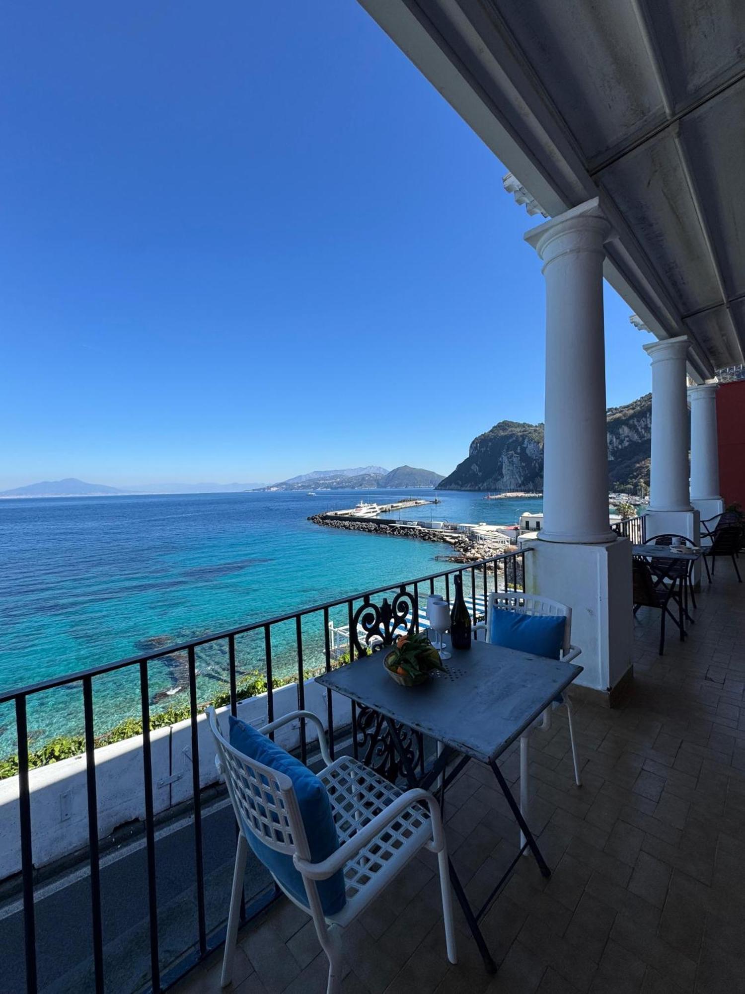 Hotel Belvedere E Tre Re كابري المظهر الخارجي الصورة