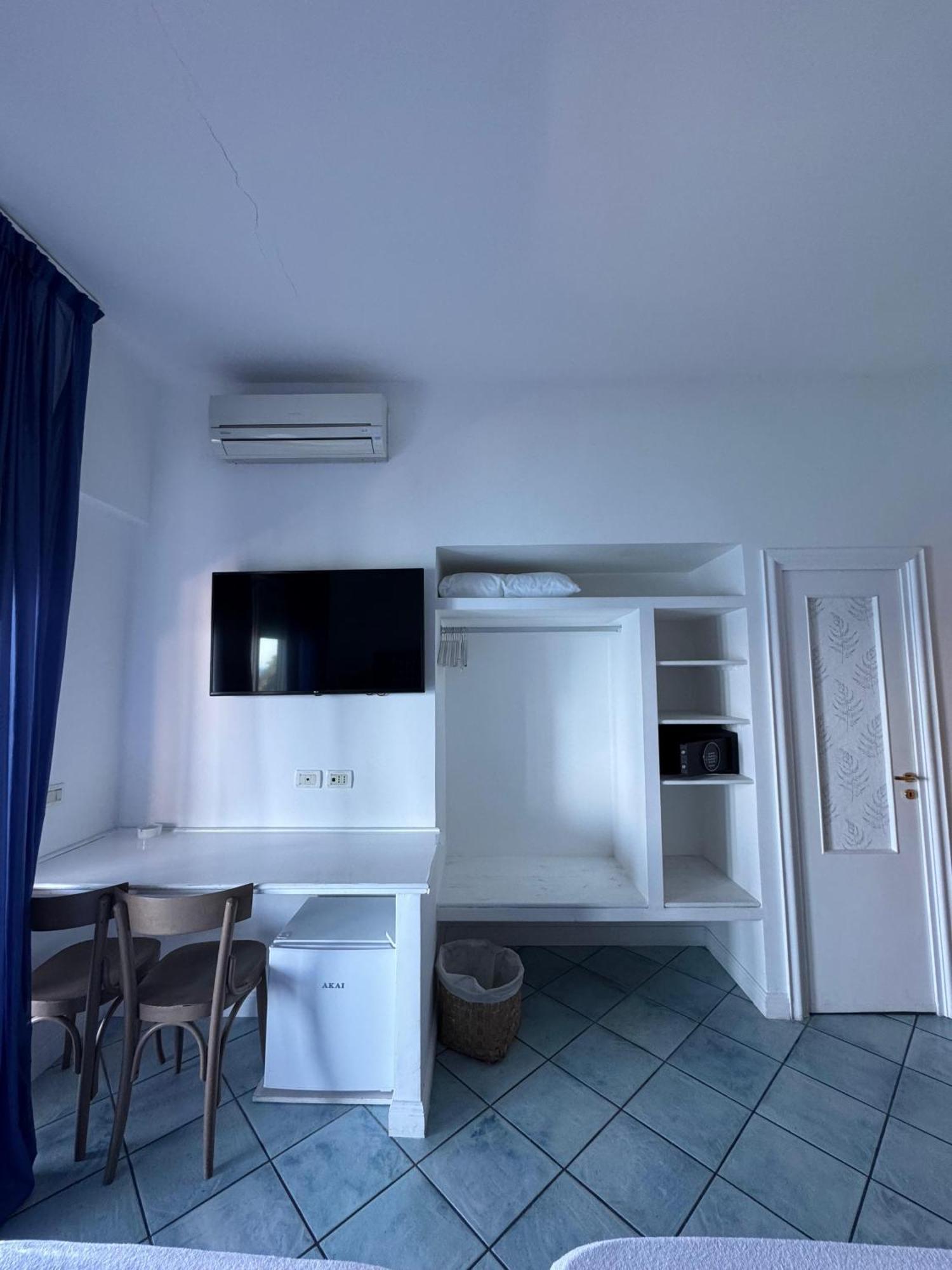 Hotel Belvedere E Tre Re كابري المظهر الخارجي الصورة