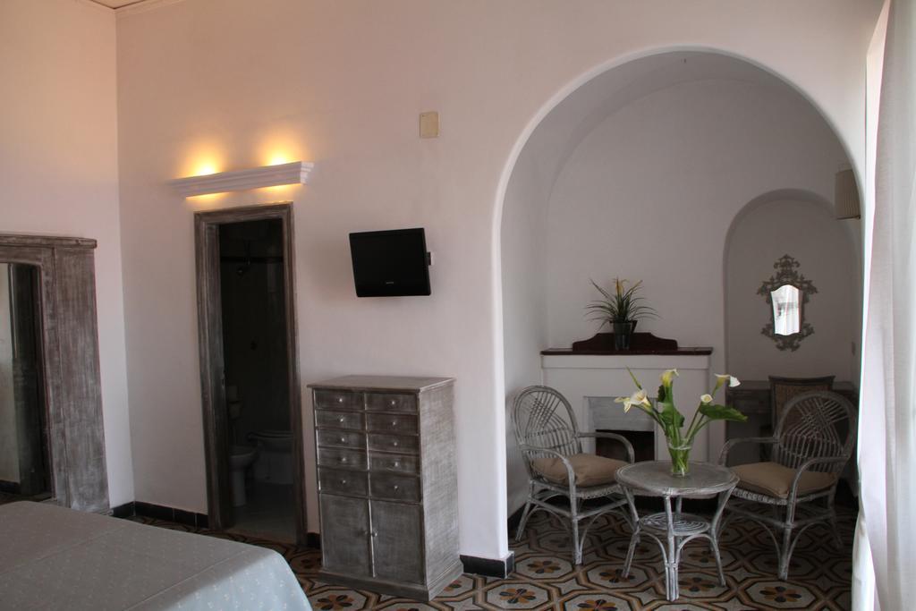 Hotel Belvedere E Tre Re كابري المظهر الخارجي الصورة