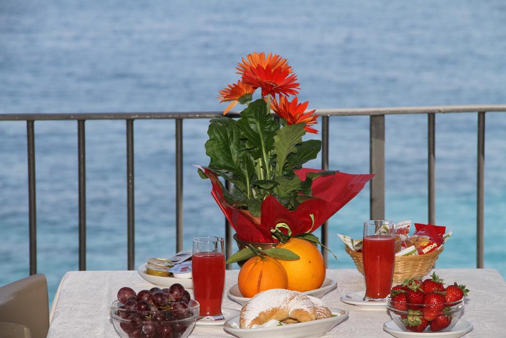 Hotel Belvedere E Tre Re كابري المظهر الخارجي الصورة