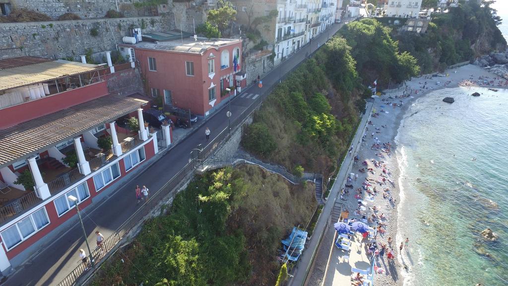 Hotel Belvedere E Tre Re كابري المظهر الخارجي الصورة